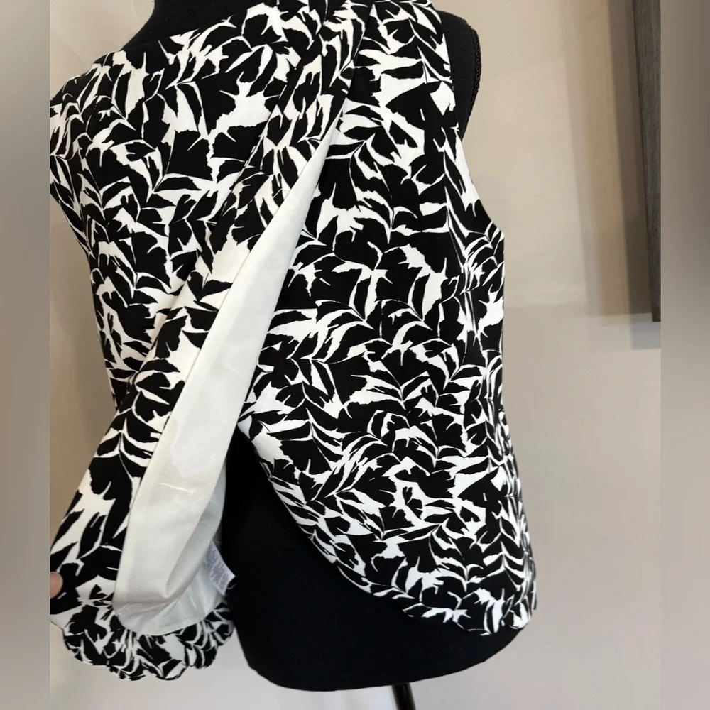 J. Crew Black and White Floral Print Scalloped HemTop